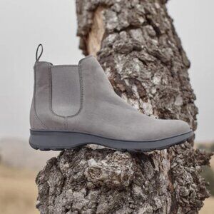 VIONIC Evergreen Water Resistant Chelsea Ankle Boot Gray Size 8